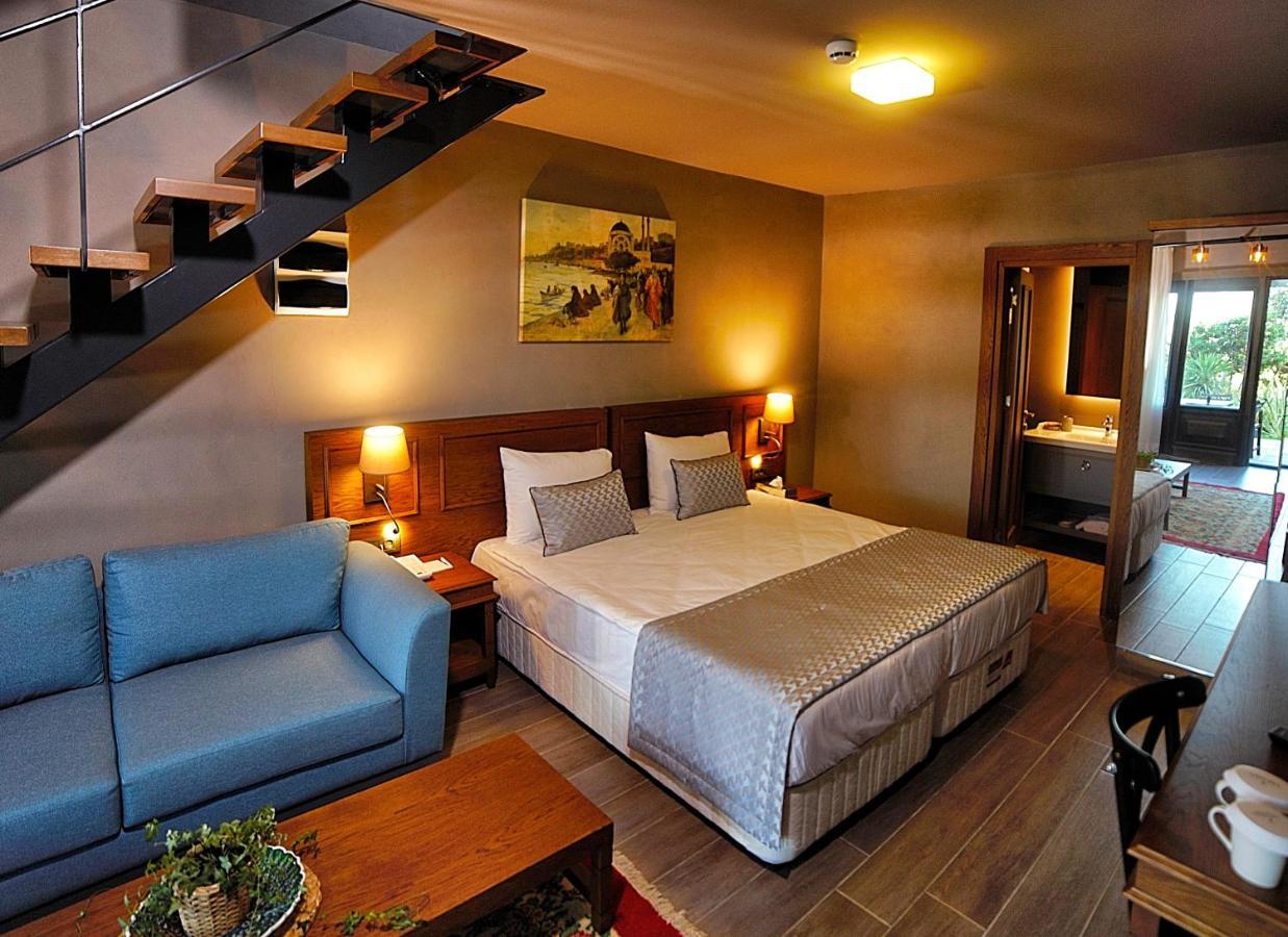 Triada Hotel Bueyuekada Prinseneilanden Buitenkant foto