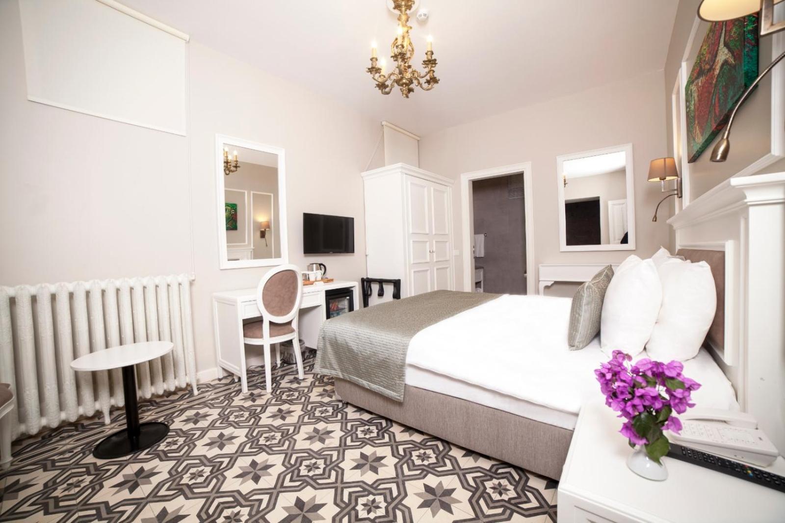 Triada Hotel Bueyuekada Prinseneilanden Kamer foto