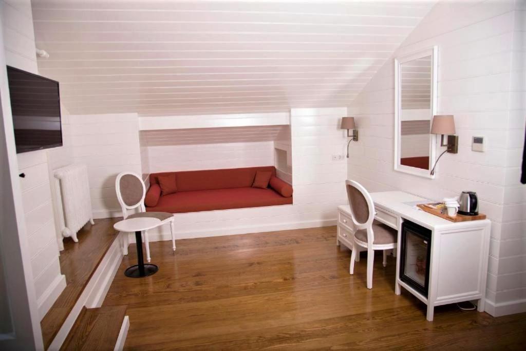 Triada Hotel Bueyuekada Prinseneilanden Buitenkant foto