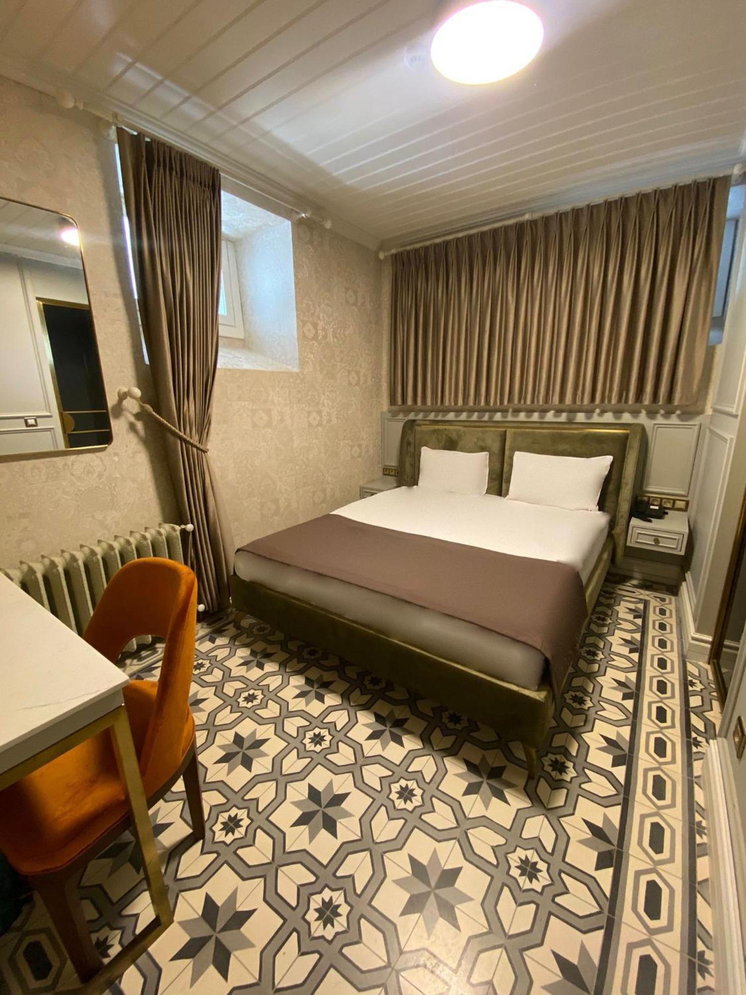 Triada Hotel Bueyuekada Prinseneilanden Buitenkant foto